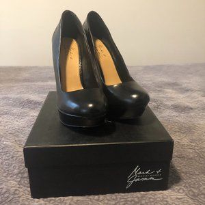 BADGLEY MISCHKA BLACK LEATHER PLATFORM SHOES